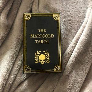 The marigold tarot (78 cards)